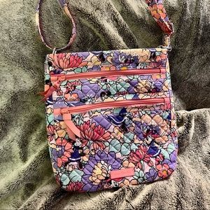 Disney Minnie Mouse Garden Party triple Zip Hipster bag by Vera Bradley